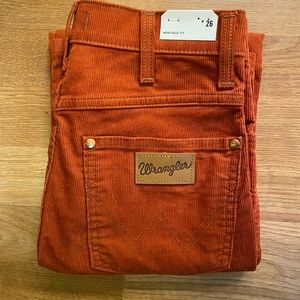 Wrangler. Heritage Fit Cord.